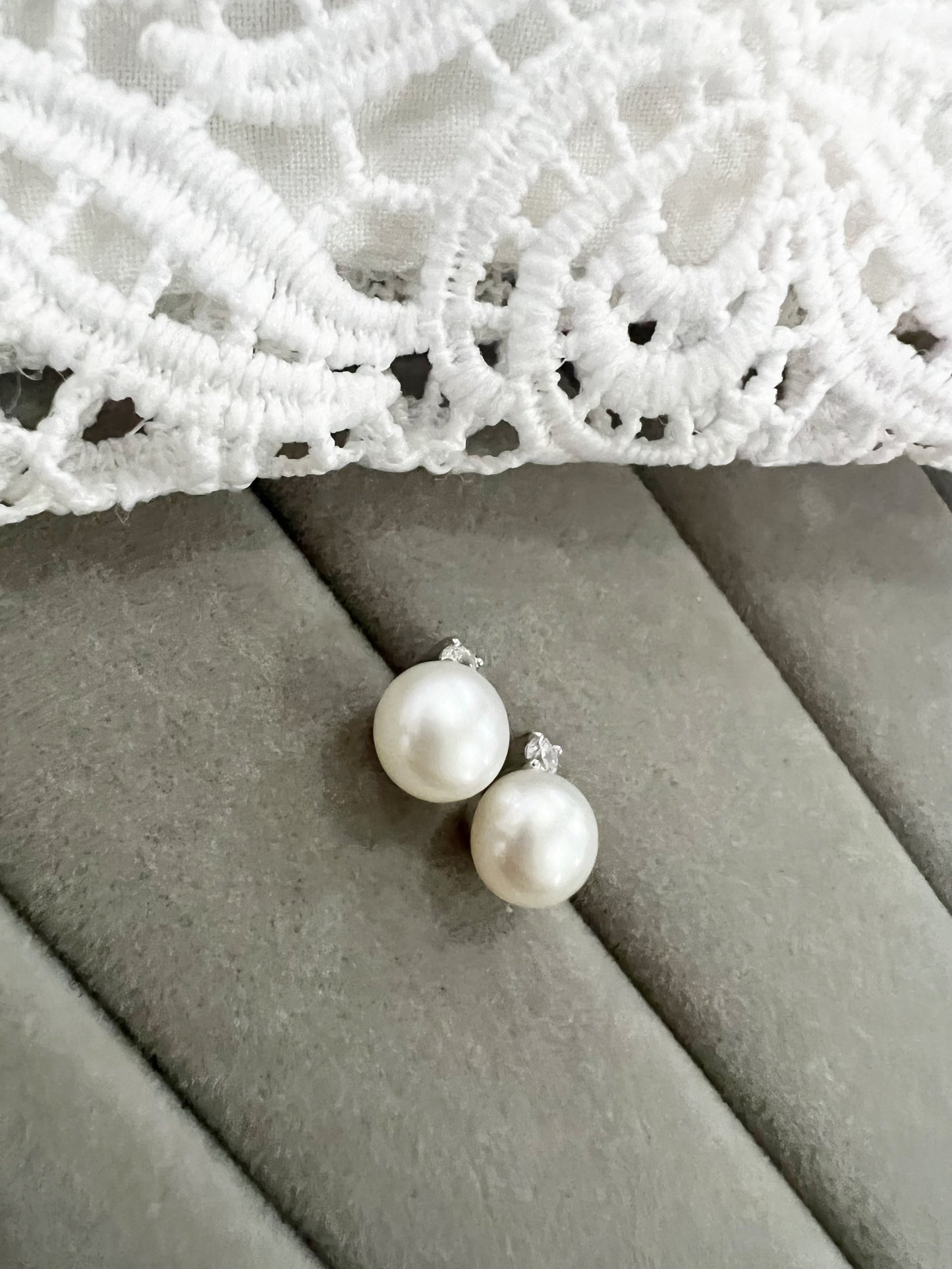 Freshwater Pearl Earrings