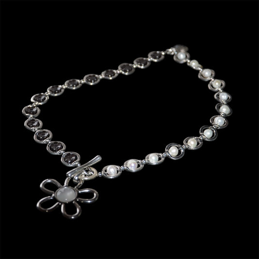 Otro Accessorio Pearl Necklace 西班牙頸鏈