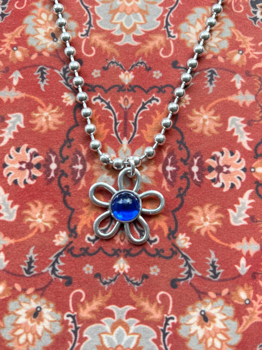 Otro 西班牙飾物】Otro Accesorio 圓珠鍊花花頸鍊 (Ball Chain Necklace with