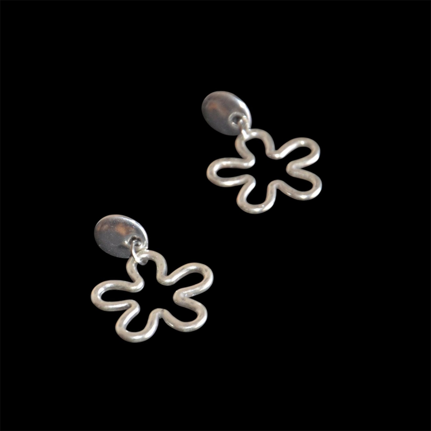 Otro Flower pendant Earring 西班牙耳環